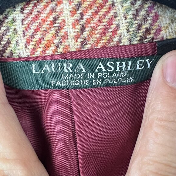 Laura Ashley 100% Wool Burgundy Tan Plaid Double Breasted Blazer Size 8 Preppy - Picture 3 of 9